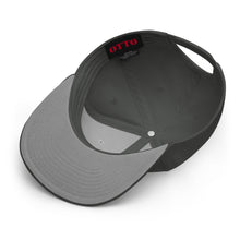 Load image into Gallery viewer, Snapback Hat - The Cross - Black

